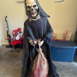 Spooky Skeleton Reaper Decoration - Black and Red